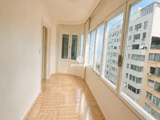 Apartamento para Venda em Rio de Janeiro/RJ Copacabana 4 Quartos