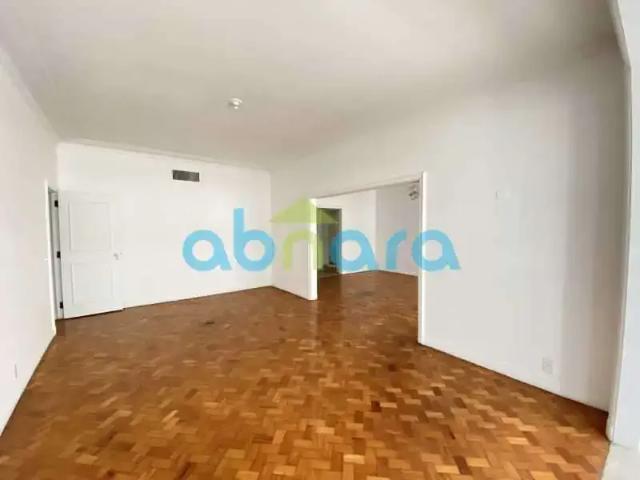Apartamento para Venda em Rio de Janeiro/RJ Copacabana 4 Quartos