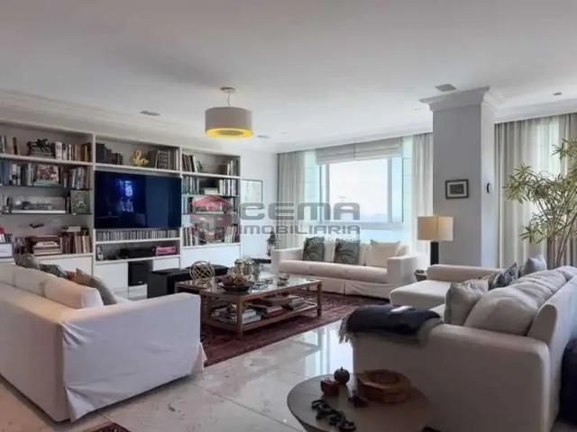 Apartamento para Venda em Rio de Janeiro/RJ Copacabana 4 Quartos