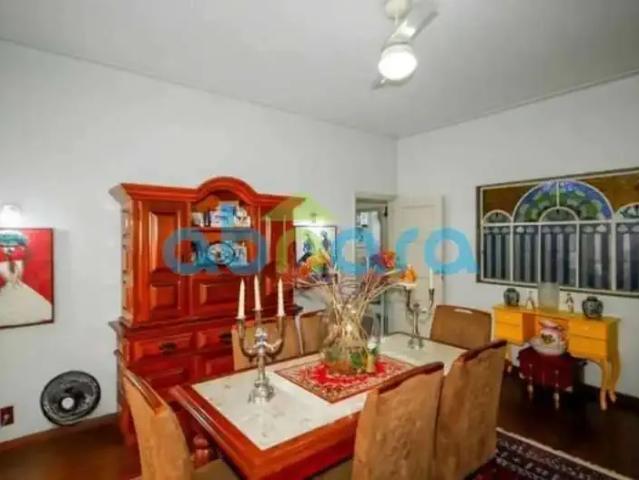 Apartamento para Venda em Rio de Janeiro/RJ Copacabana 4 Quartos