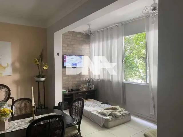 Apartamento para Venda em Rio de Janeiro/RJ Copacabana 4 Quartos