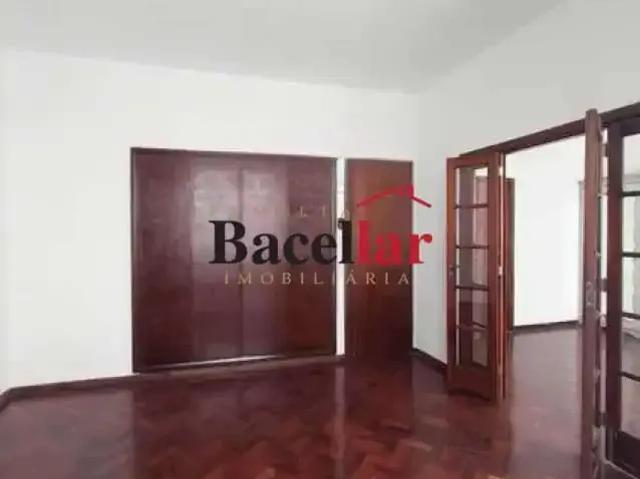 Apartamento para Venda em Rio de Janeiro/RJ Copacabana 4 Quartos
