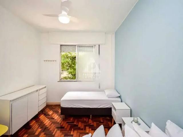 Apartamento para Venda em Rio de Janeiro/RJ Copacabana 4 Quartos
