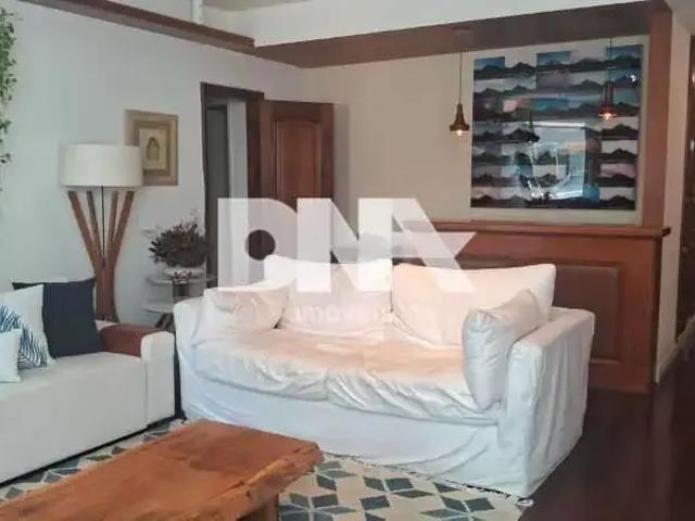 Apartamento para Venda em Rio de Janeiro/RJ Copacabana 4 Quartos