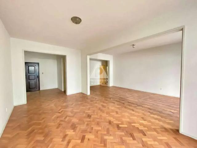 Apartamento para Venda em Rio de Janeiro/RJ Copacabana 4 Quartos