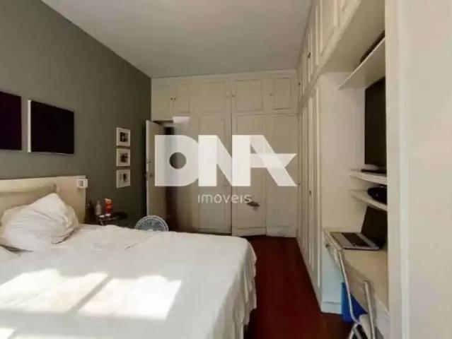 Apartamento para Venda em Rio de Janeiro/RJ Copacabana 4 Quartos