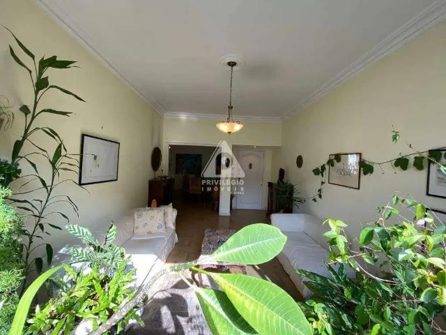 Apartamento para Venda em Rio de Janeiro/RJ Copacabana 4 Quartos