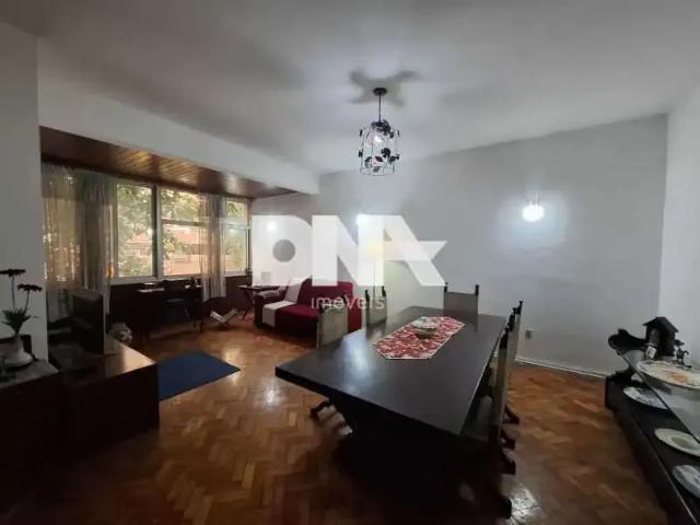 Apartamento para Venda em Rio de Janeiro/RJ Copacabana 4 Quartos