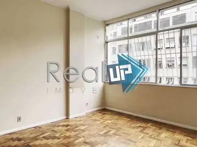 Apartamento para Venda em Rio de Janeiro/RJ Copacabana 4 Quartos