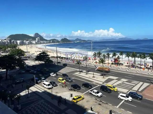 Apartamento para Venda em Rio de Janeiro/RJ Copacabana 4 Quartos