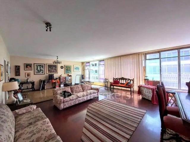 Apartamento para Venda em Rio de Janeiro/RJ Copacabana 4 Quartos
