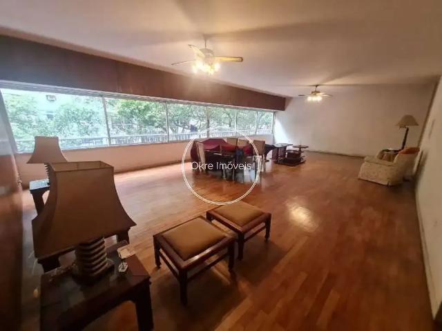 Apartamento para Venda em Rio de Janeiro/RJ Copacabana 4 Quartos