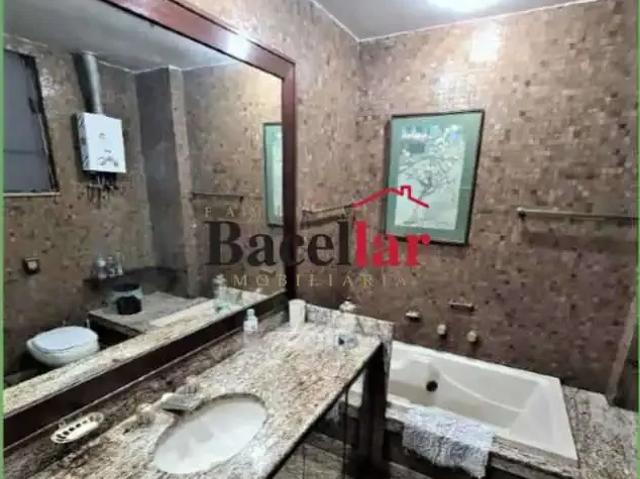 Apartamento para Venda em Rio de Janeiro/RJ Copacabana 4 Quartos
