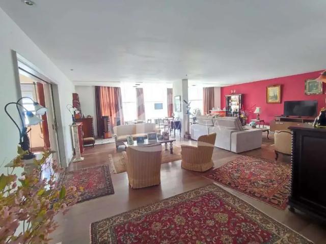 Apartamento para Venda em Rio de Janeiro/RJ Copacabana 5 Quartos