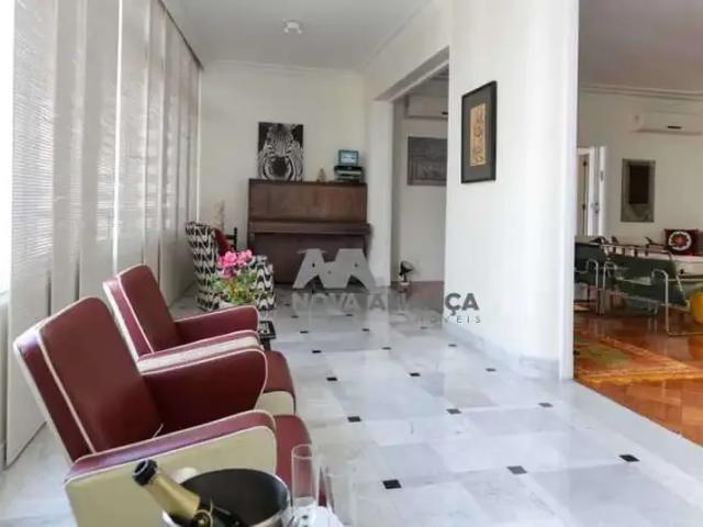 Apartamento para Venda em Rio de Janeiro/RJ Copacabana 8 Quartos