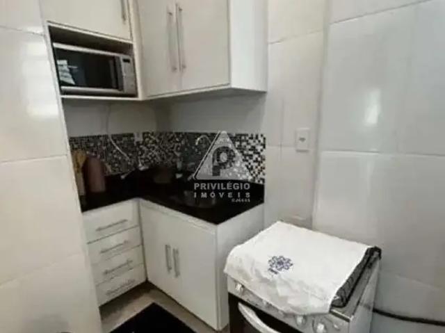 Apartamento para Venda em Rio de Janeiro/RJ Copacabana 1 Quartos