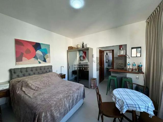 Apartamento para Venda em Rio de Janeiro/RJ Copacabana 1 Quartos