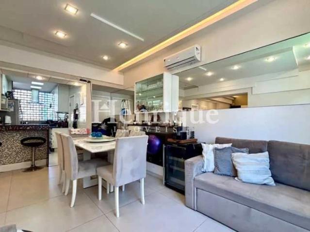 Apartamento para Venda em Rio de Janeiro/RJ Copacabana 2 Quartos