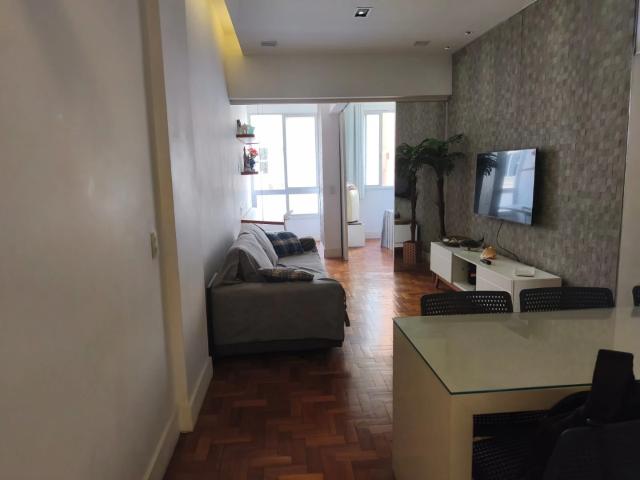 Apartamento para Venda em Rio de Janeiro/RJ Copacabana 2 Quartos