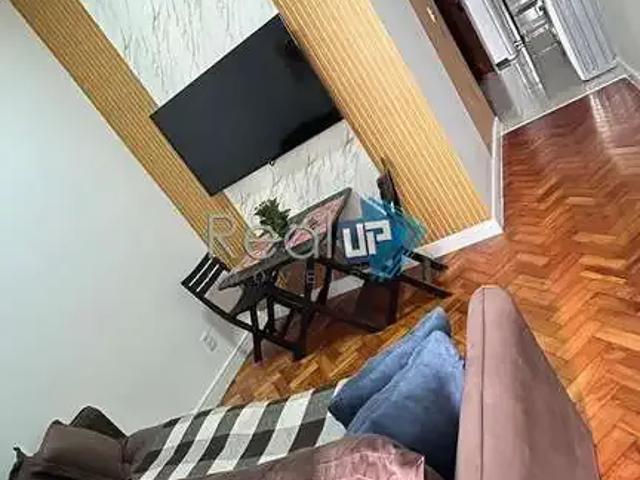 Apartamento para Venda em Rio de Janeiro/RJ Copacabana 2 Quartos