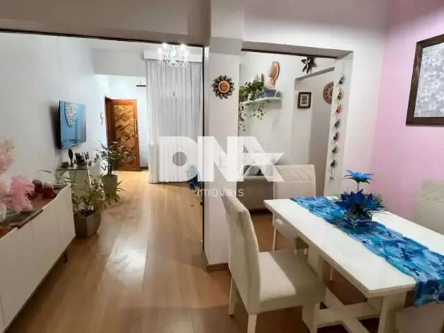 Apartamento para Venda em Rio de Janeiro/RJ Copacabana 2 Quartos