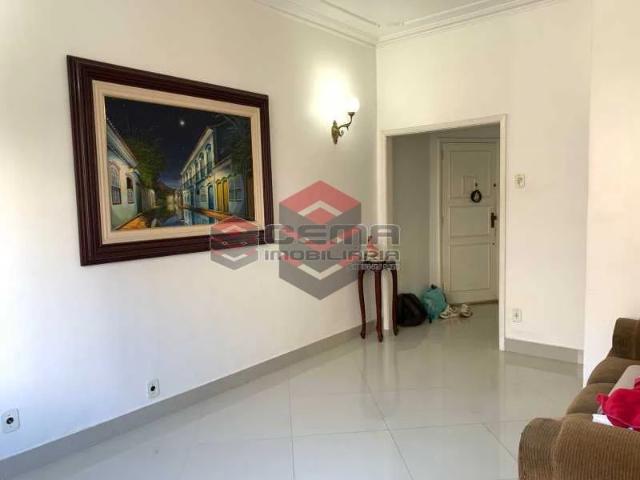 Apartamento para Venda em Rio de Janeiro/RJ Copacabana 2 Quartos