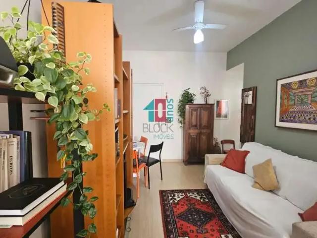 Apartamento para Venda em Rio de Janeiro/RJ Copacabana 2 Quartos