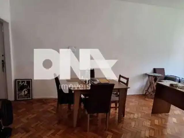 Apartamento para Venda em Rio de Janeiro/RJ Copacabana 2 Quartos