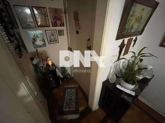Apartamento para Venda em Rio de Janeiro/RJ Copacabana 2 Quartos