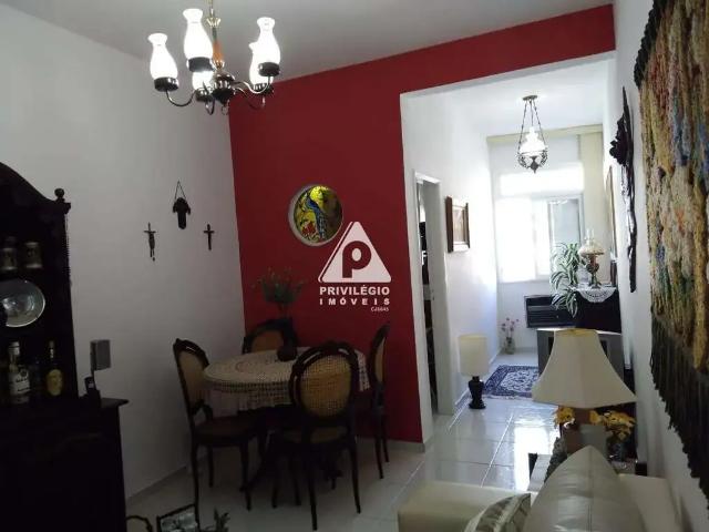 Apartamento para Venda em Rio de Janeiro/RJ Copacabana 2 Quartos