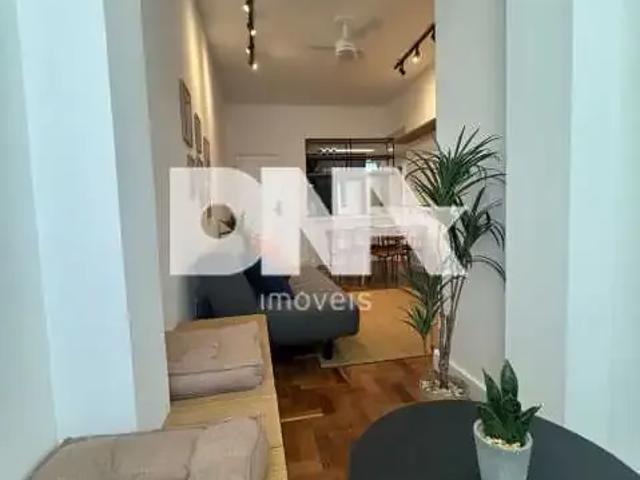 Apartamento para Venda em Rio de Janeiro/RJ Copacabana 2 Quartos