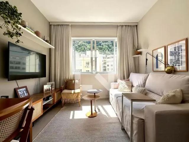 Apartamento para Venda em Rio de Janeiro/RJ Copacabana 2 Quartos