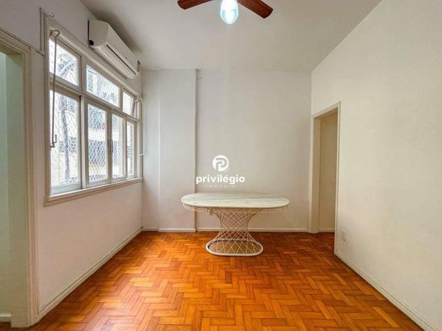Apartamento para Venda em Rio de Janeiro/RJ Copacabana 2 Quartos