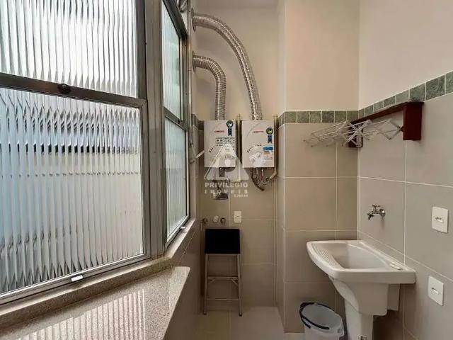 Apartamento para Venda em Rio de Janeiro/RJ Copacabana 2 Quartos