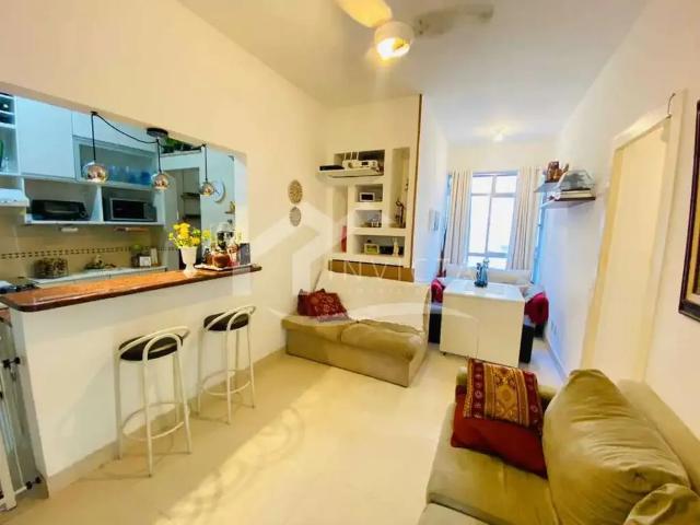 Apartamento para Venda em Rio de Janeiro/RJ Copacabana 2 Quartos