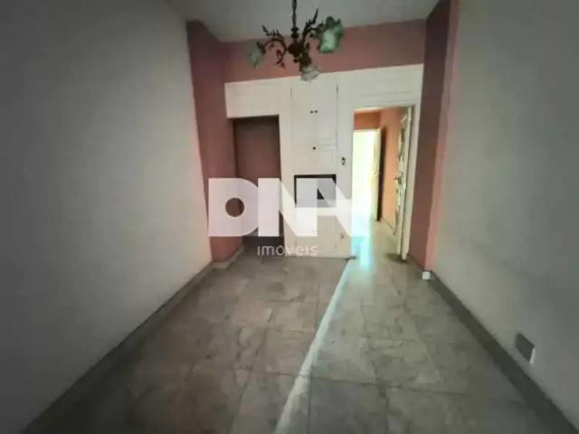 Apartamento para Venda em Rio de Janeiro/RJ Copacabana 2 Quartos