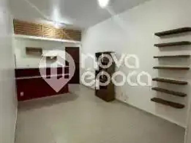 Apartamento para Venda em Rio de Janeiro/RJ Copacabana 2 Quartos