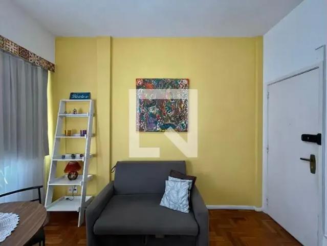 Apartamento para Venda em Rio de Janeiro/RJ Copacabana 2 Quartos