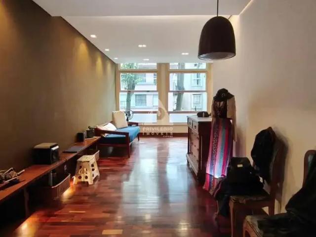 Apartamento para Venda em Rio de Janeiro/RJ Copacabana 2 Quartos