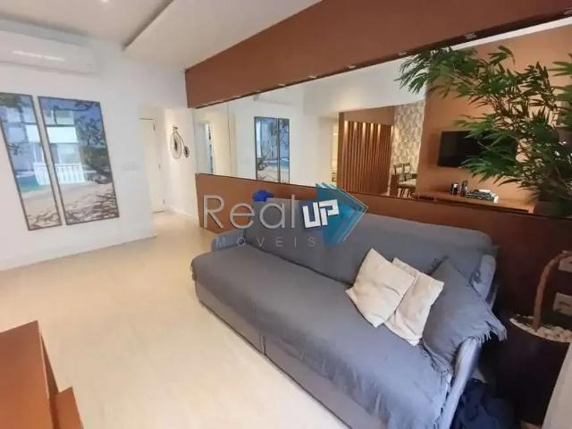 Apartamento para Venda em Rio de Janeiro/RJ Copacabana 3 Quartos