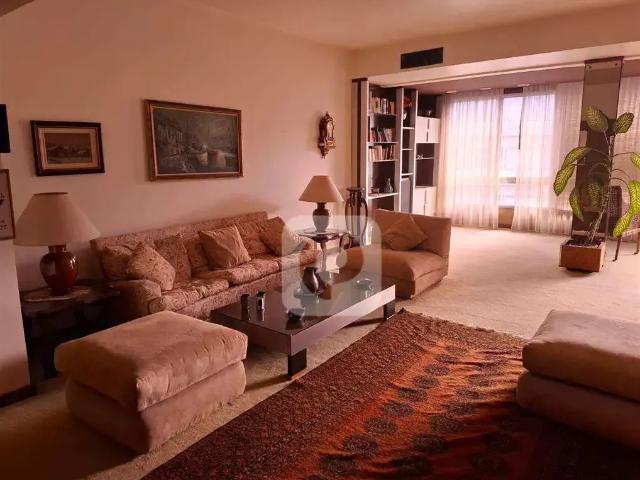 Apartamento para Venda em Rio de Janeiro/RJ Copacabana 3 Quartos