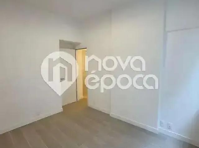 Apartamento para Venda em Rio de Janeiro/RJ Copacabana 3 Quartos