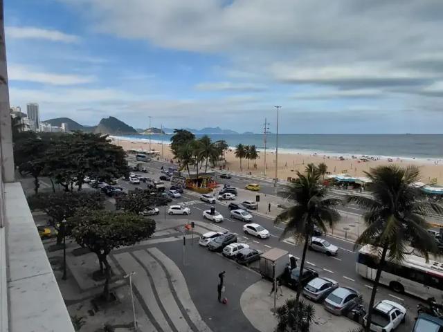 Apartamento para Venda em Rio de Janeiro/RJ Copacabana 3 Quartos