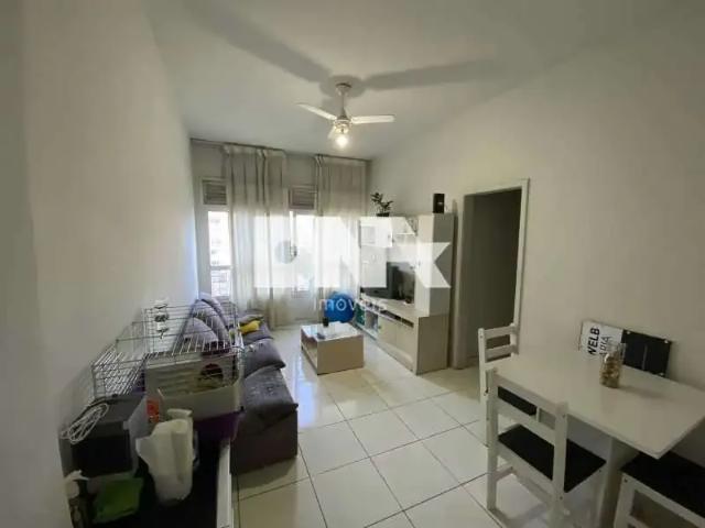Apartamento para Venda em Rio de Janeiro/RJ Copacabana 3 Quartos