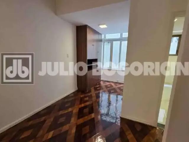 Apartamento para Venda em Rio de Janeiro/RJ Copacabana 3 Quartos