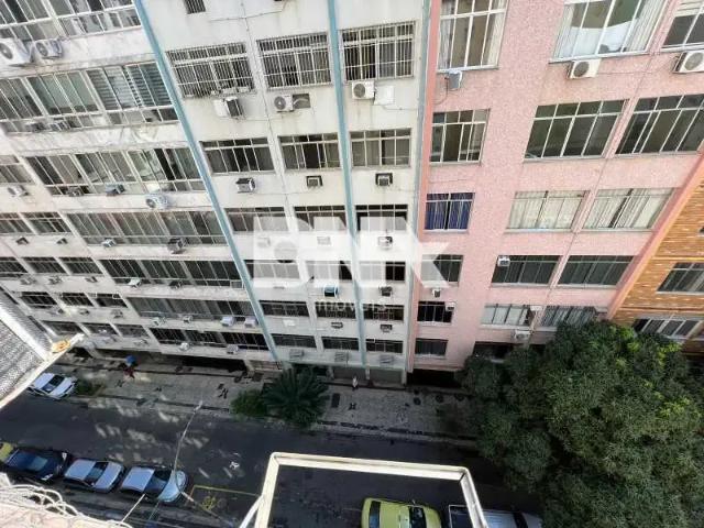 Apartamento para Venda em Rio de Janeiro/RJ Copacabana 3 Quartos