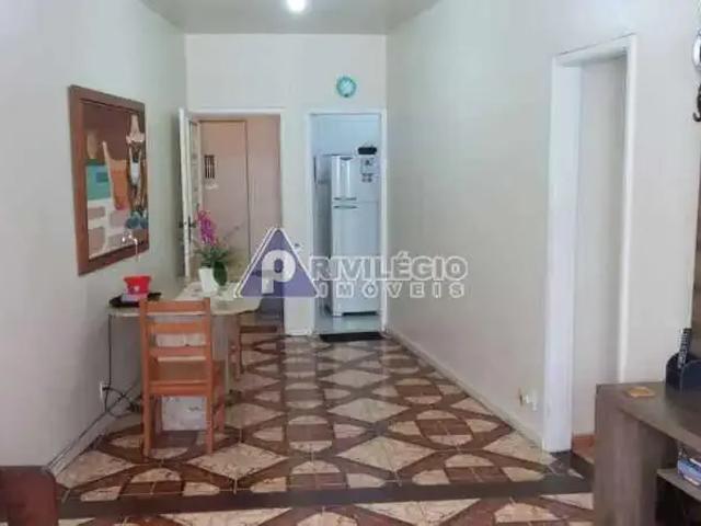 Apartamento para Venda em Rio de Janeiro/RJ Copacabana 3 Quartos