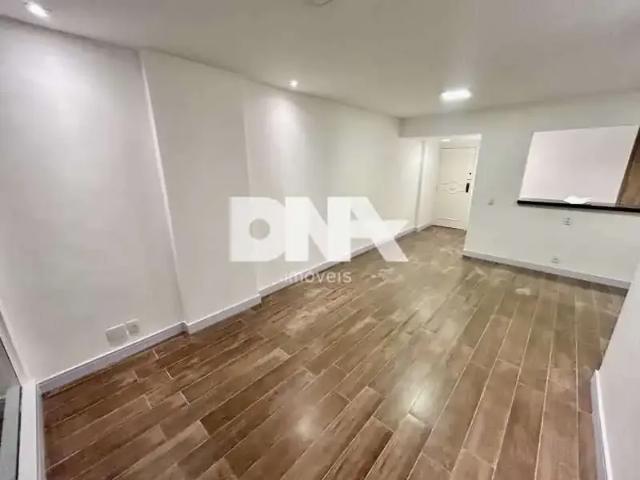 Apartamento para Venda em Rio de Janeiro/RJ Copacabana 3 Quartos