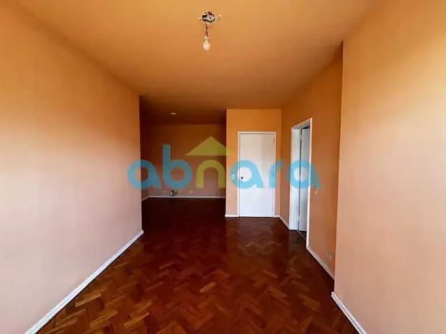 Apartamento para Venda em Rio de Janeiro/RJ Copacabana 3 Quartos