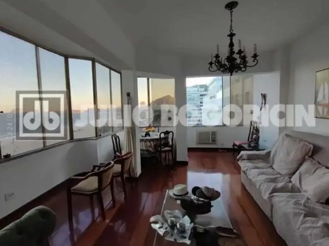 Apartamento para Venda em Rio de Janeiro/RJ Copacabana 3 Quartos